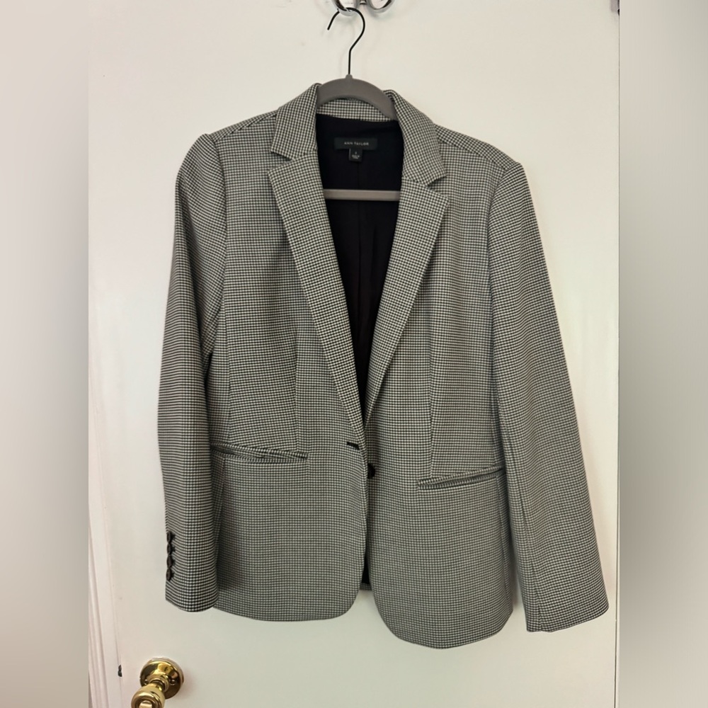 Ann Taylor Black and White Houndstooth Blazer